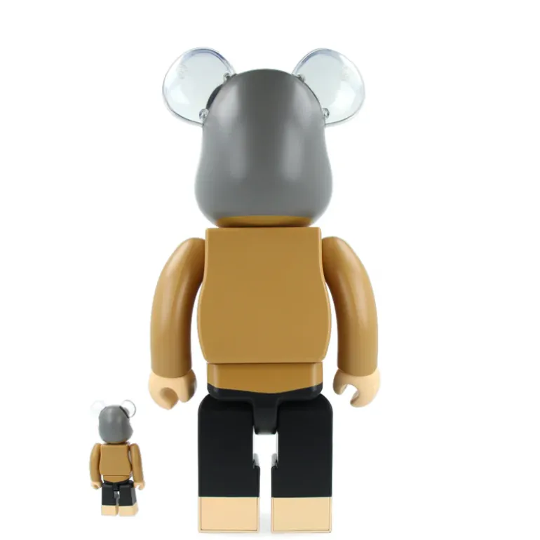 400% + 100% Bearbrick Bum San