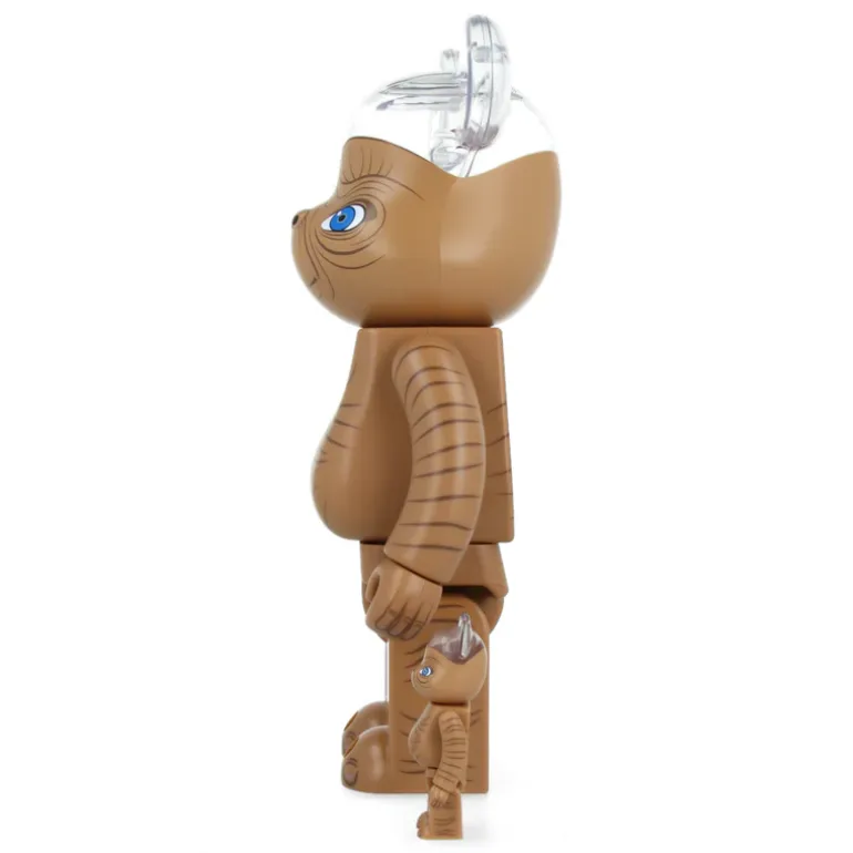 400% + 100% Bearbrick E.T.
