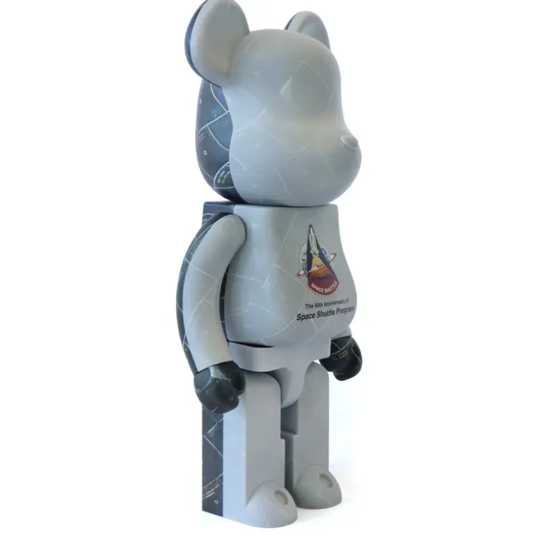 1000% Bearbrick Transbordador espacial