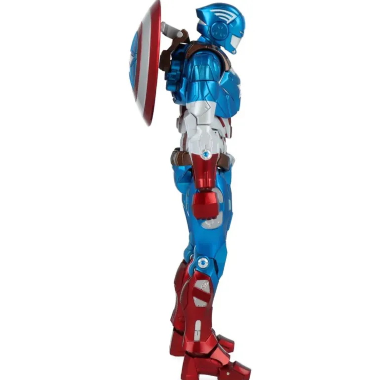 Fighting Armor Captain America