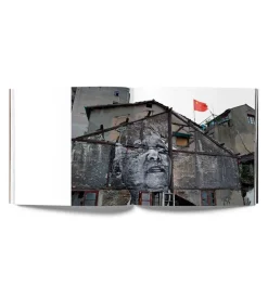 JR / The Wrinkles of The City : Shanghai