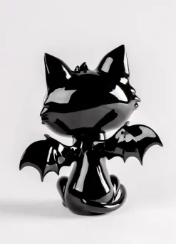 Little Devil Cat - Sculpture de Javier Calleja