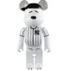 1000% MLB x Peanuts Bearbrick Snoopy (New York Yankees)